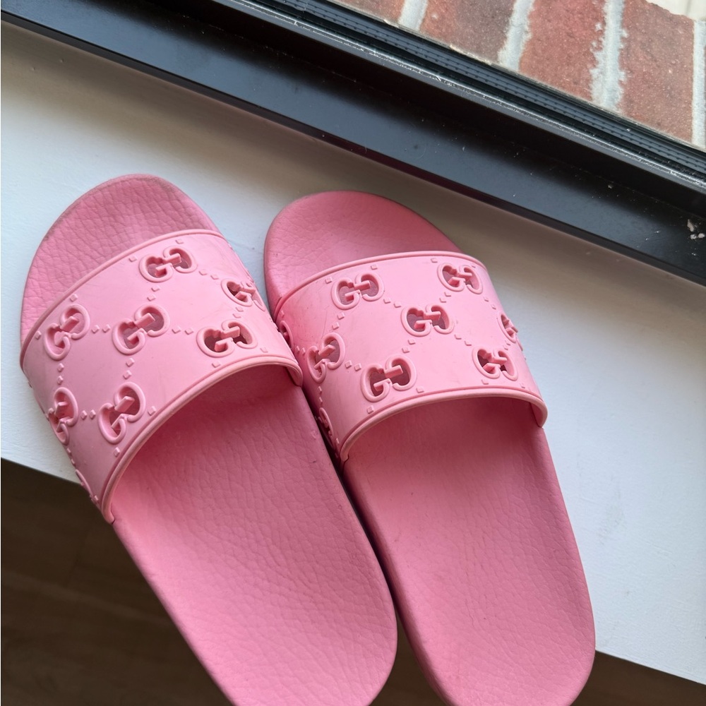 Gucci GG Slides